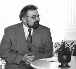 P2.JPG (22125 BYTES)