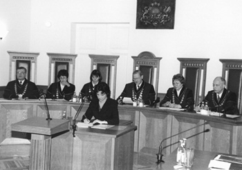 S2.JPG (33159 BYTES)