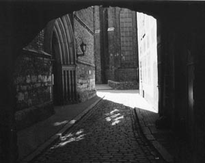 VI4.JPG (14360 BYTES)