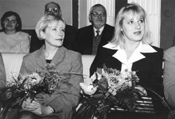 P1.JPG (24076 BYTES)