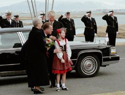 ISLANDE1.JPG (32814 BYTES)