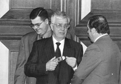 S1.JPG (20709 BYTES)