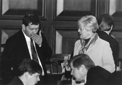 S2.JPG (18488 BYTES)