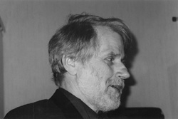 ZI1.JPG (13065 BYTES)