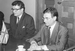 K2.JPG (21210 BYTES)