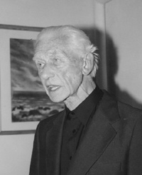 DZEJ2.JPG (15881 BYTES)