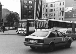 T2.JPG (25610 BYTES)