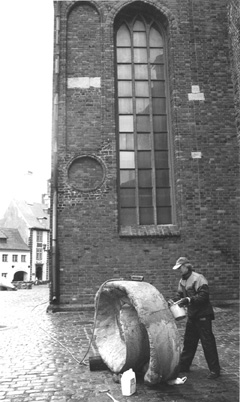 M8.JPG (43849 BYTES)