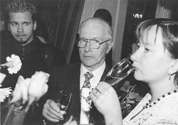 Z11.JPG (23652 BYTES)