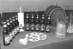 A2.JPG (24008 BYTES)