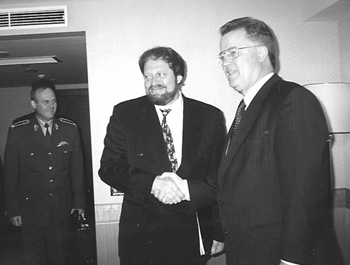 25A.JPG (30916 BYTES)