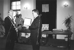 29A.JPG (19579 BYTES)