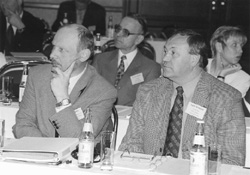 P9.JPG (23095 BYTES)