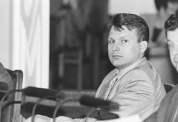 S4.JPG (17152 BYTES)