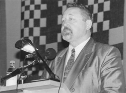 101.JPG (22547 BYTES)