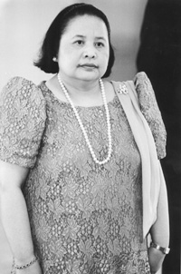 F2.JPG (30020 BYTES)