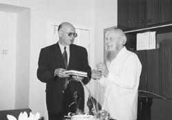 A1.JPG (17276 BYTES)