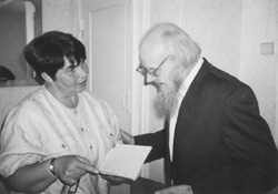 A4.JPG (17356 BYTES)