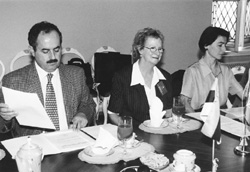 S1.JPG (25144 BYTES)