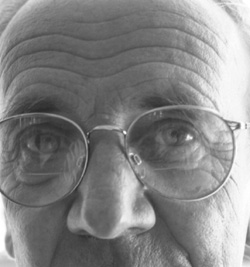 M03.JPG (24163 BYTES)