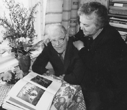 GL2.JPG (27759 BYTES)