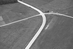 DAU12.JPG (18361 BYTES)