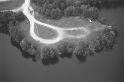 DAU6.JPG (16522 BYTES)