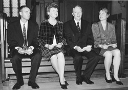 P15.JPG (25477 BYTES)