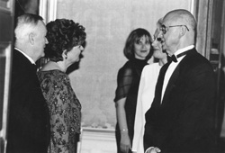 R15.JPG (20111 BYTES)