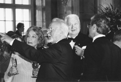 VP13.JPG (19243 BYTES)