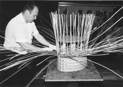 AM4.JPG (26660 BYTES)