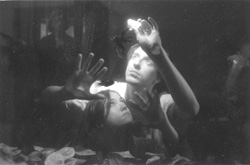 TE3.JPG (14706 BYTES)