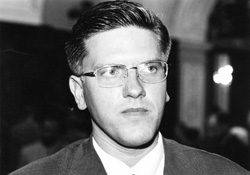 M2.JPG (17991 BYTES)