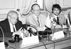 N1.JPG (26291 BYTES)