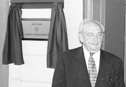 N2.JPG (17731 BYTES)