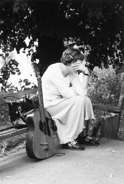 VI1.JPG (45701 BYTES)