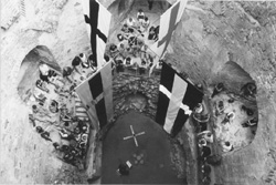 VI6.JPG (27089 BYTES)