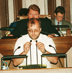 S4.JPG (47036 BYTES)