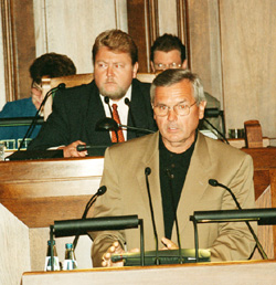 S6.JPG (48281 BYTES)