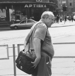 VI7.JPG (27349 BYTES)