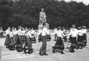 S1.JPG (34828 BYTES)