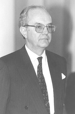 A6.JPG (16823 BYTES)