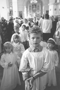 MI4.JPG (25285 BYTES)