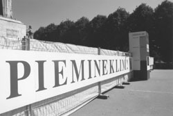 MI5.JPG (13356 BYTES)