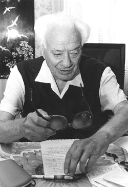 MAV1.JPG (25477 BYTES)