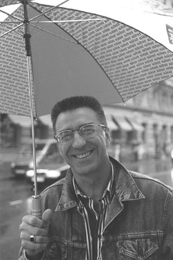 MI2.JPG (26876 BYTES)