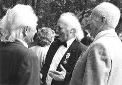 O22.JPG (17309 BYTES)