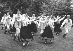 O23.JPG (21874 BYTES)