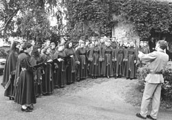 O25.JPG (22778 BYTES)