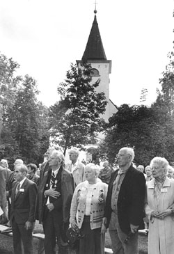 O6.JPG (29797 BYTES)